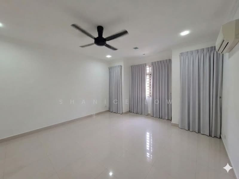 2.5-storey Terraced House for Sale in Bandar Puteri Puchong (Puchong) - Shanice Low - Living Room - PropertyGuru.com.my