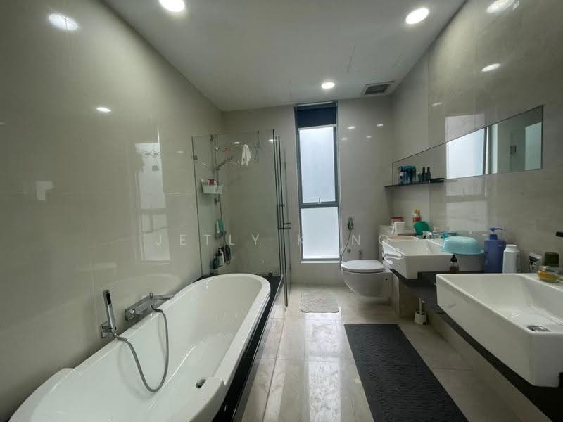 Condominium for Rent at Kiaramas Danai - Jetly Kong - Bathroom - PropertyGuru.com.my