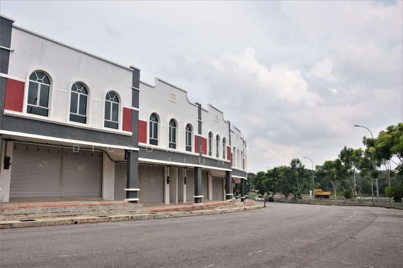 Kedai / Pejabat untuk Dijual di Taman Seri Tuah Permai (Durian Tunggal) - Dicson Loh Wen Jiun - Exterior - PropertyGuru.com.my