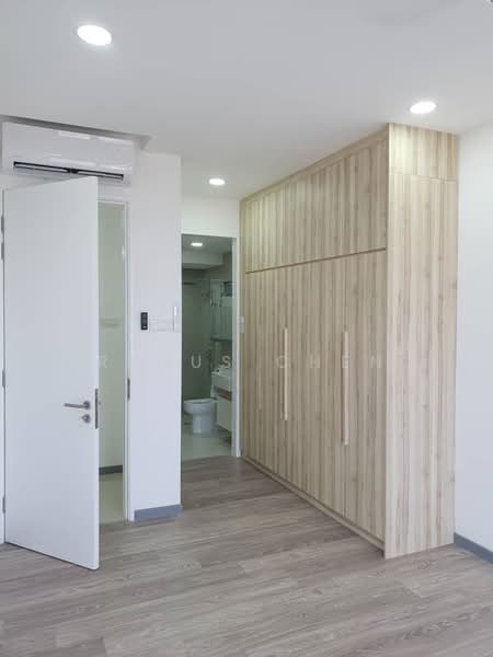 Servis Apartment untuk Dijual di United Point (Residensi Berpadu) - Remus Chen - Bathroom - PropertyGuru.com.my