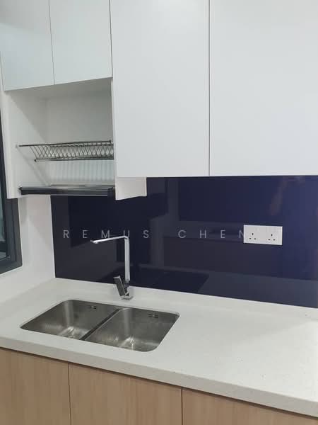 Servis Apartment untuk Dijual di United Point (Residensi Berpadu) - Remus Chen - Kitchen - PropertyGuru.com.my