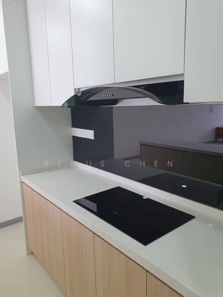 Servis Apartment untuk Dijual di United Point (Residensi Berpadu) - Remus Chen - Kitchen - PropertyGuru.com.my