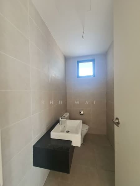 Rumah Berkembar untuk Dijual di Ampang (Kuala Lumpur) - Shu Wai - Bathroom - PropertyGuru.com.my
