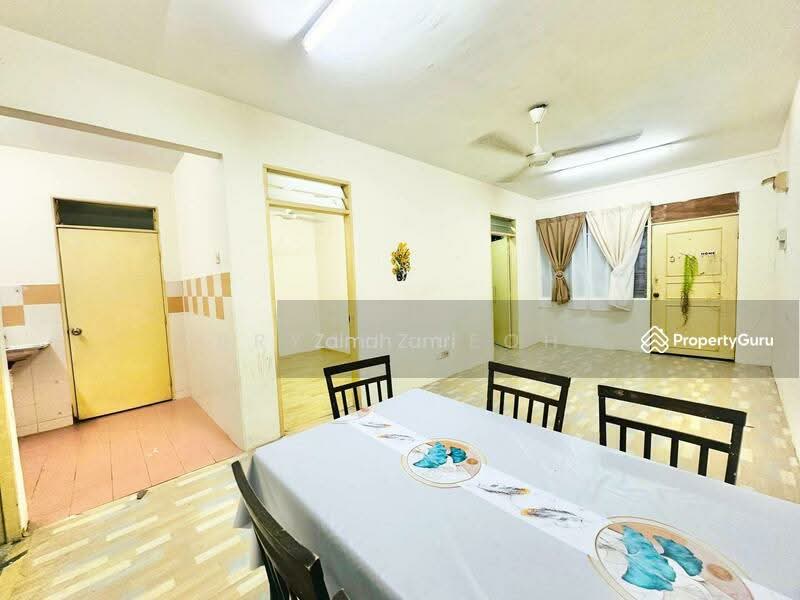 Apartment for Sale at Mentari Court - Bryan Yeoh - Dining Room - PropertyGuru.com.my