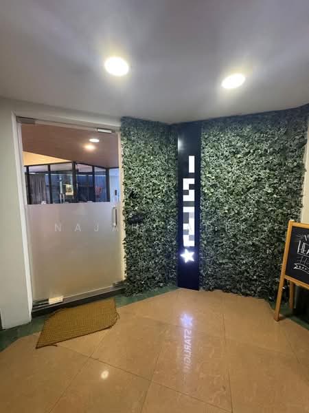 Shop / Office for Rent in Taipan Business Centre (Subang Jaya) - Najah Kadir - Entrance - PropertyGuru.com.my