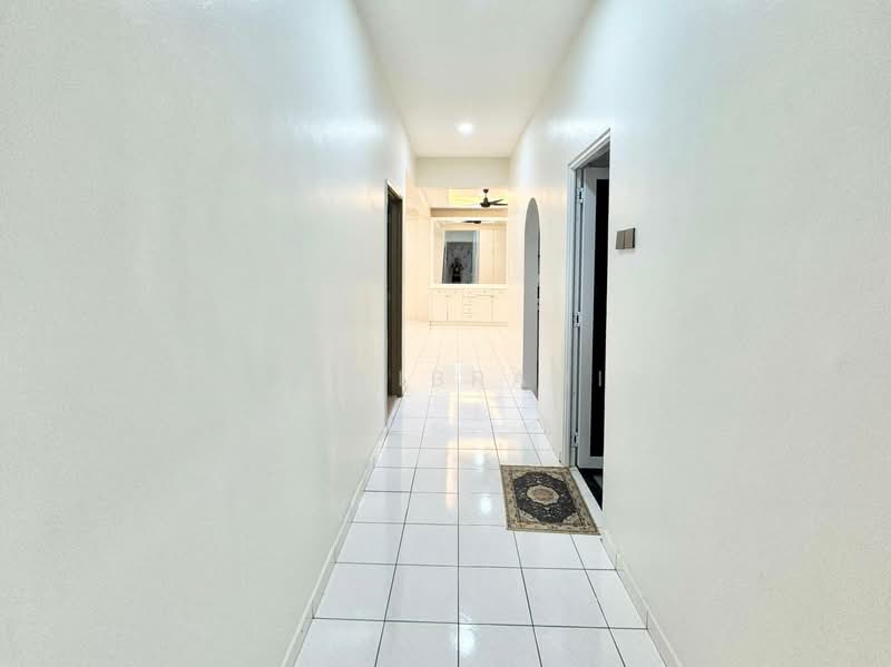 Condominium for Sale at Tiara Kelana - Azli Ibrahim - Corridor - PropertyGuru.com.my