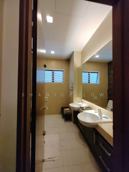 Rumah Teres 2 Tingkat untuk Dijual di Bandar Puteri Puchong (Puchong) - Shanice Low - Bathroom - PropertyGuru.com.my