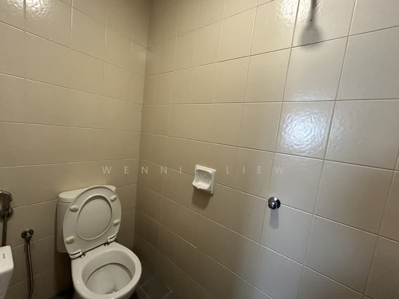 Kondominium untuk Disewa di Azelia Residence - Wennie Liew - Bathroom - PropertyGuru.com.my