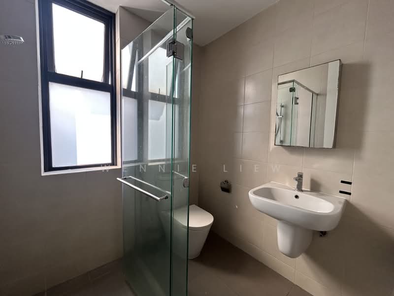 Kondominium untuk Disewa di Azelia Residence - Wennie Liew - Bathroom - PropertyGuru.com.my