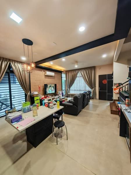 Cluster House for Sale in Iskandar Puteri (Nusajaya) (Johor) - Max Loh - Living Room - PropertyGuru.com.my