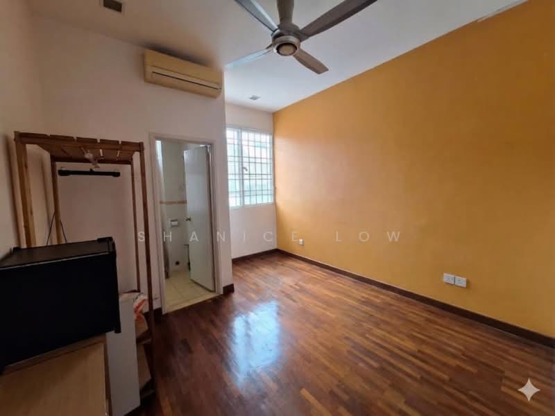 2-storey Terraced House for Sale in Bandar Puteri Puchong (Puchong) - Shanice Low - Bedroom - PropertyGuru.com.my