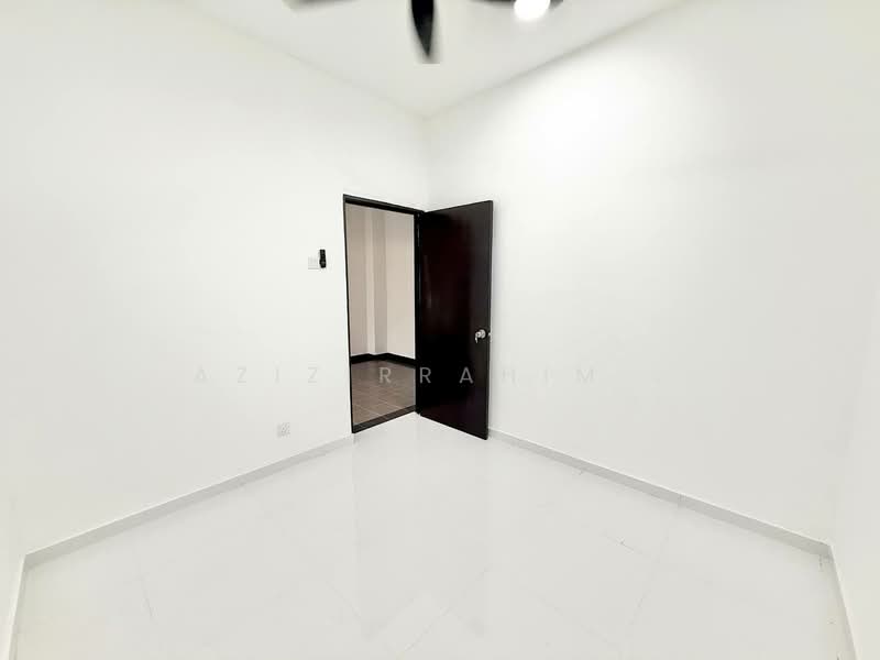 1-storey Terraced House for Sale in Nilai (Negeri Sembilan) - Azizirrahim . - Interior - PropertyGuru.com.my