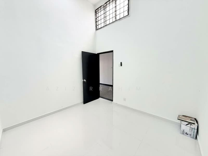 1-storey Terraced House for Sale in Nilai (Negeri Sembilan) - Azizirrahim . - Interior - PropertyGuru.com.my