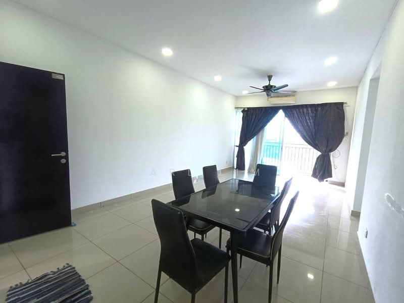 Pangsapuri untuk Dijual di D'Rich Executive Suites - Karl Lim - Dining Room - PropertyGuru.com.my