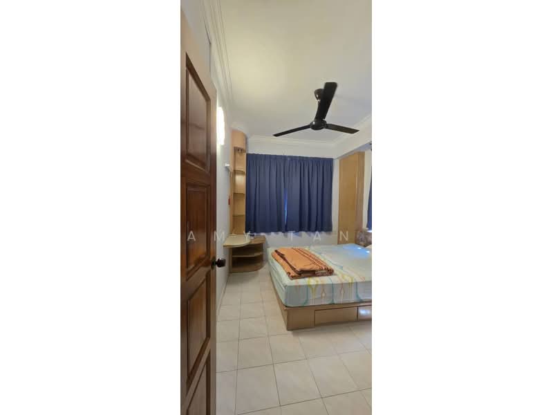 Pangsapuri untuk Dijual di Desa Permai Indah Apartment - Amy Tan - Bedroom - PropertyGuru.com.my