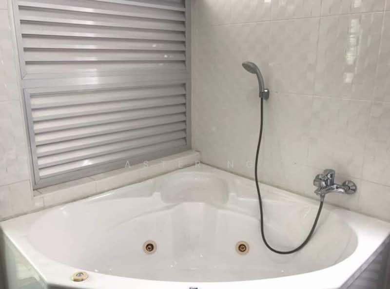 Semi-Detached House for Sale in Tanjung Bungah (Penang) - Aster Ng - Bathroom - PropertyGuru.com.my