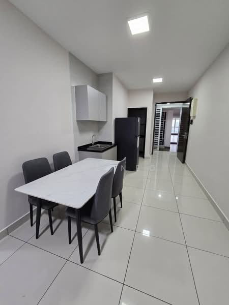 Service Residence for Rent at KSL Residence @ Daya - Eve Neo - Kitchen - PropertyGuru.com.my