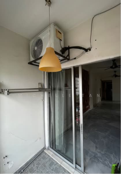 Kondominium untuk Dijual di Teratai Mewah Condominium - Michelle Tan - Balcony - PropertyGuru.com.my