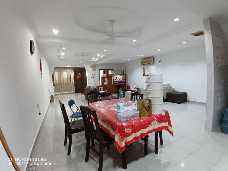 Terraced House for Sale in Taman Bayu Perdana (Klang) - Teresa Teng - Living Room - PropertyGuru.com.my