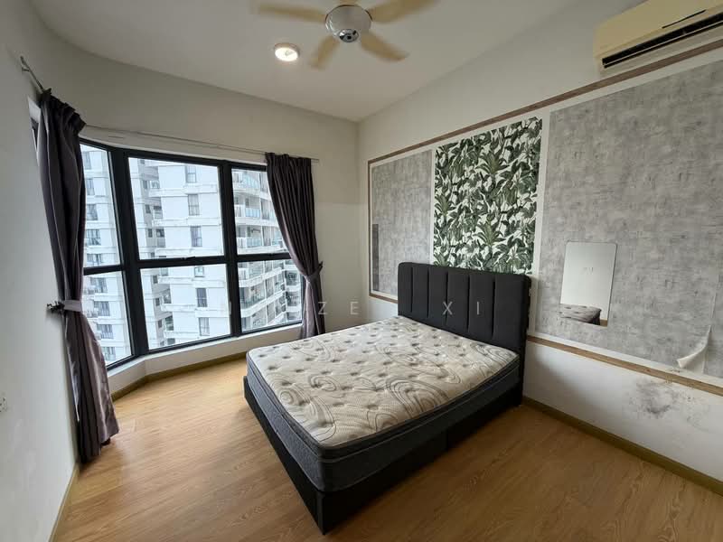 Kondominium untuk Dijual di Royal Strand @ Country Garden Danga Bay - NG ZEN XI - Bedroom - PropertyGuru.com.my