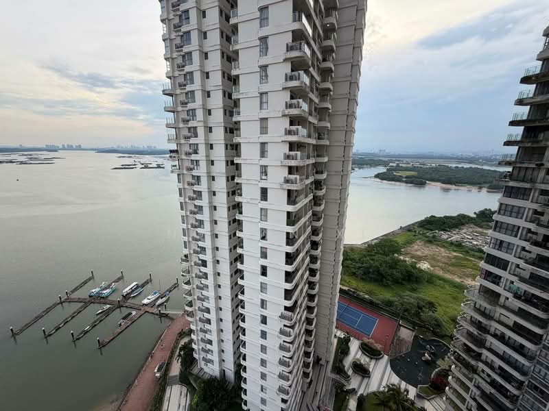Kondominium untuk Dijual di Royal Strand @ Country Garden Danga Bay - NG ZEN XI - Exterior - PropertyGuru.com.my