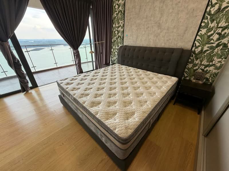 Kondominium untuk Dijual di Royal Strand @ Country Garden Danga Bay - NG ZEN XI - Bedroom - PropertyGuru.com.my