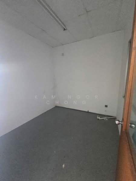 Shop / Office for Rent in Cheras Selatan (Cheras) - Kam Ngor Chong - Interior - PropertyGuru.com.my