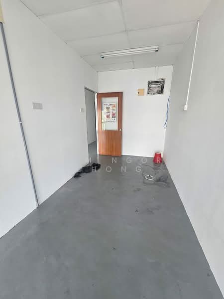 Shop / Office for Rent in Cheras Selatan (Cheras) - Kam Ngor Chong - Interior - PropertyGuru.com.my