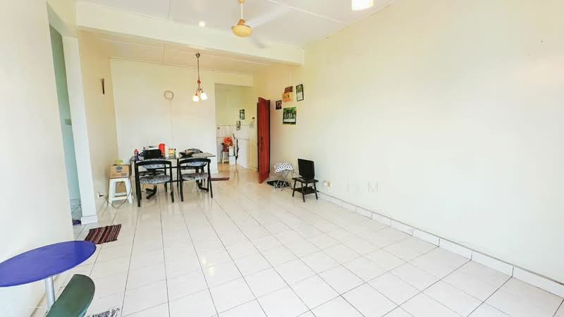 Condominium for Sale at Selesa Puteri Condominium - Jason Sim - Living Room - PropertyGuru.com.my