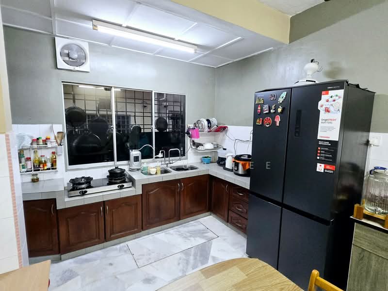 Rumah Teres 2 Tingkat untuk Dijual di Taman Selayang Jaya (Selayang) - Marcus Lee - Kitchen - PropertyGuru.com.my