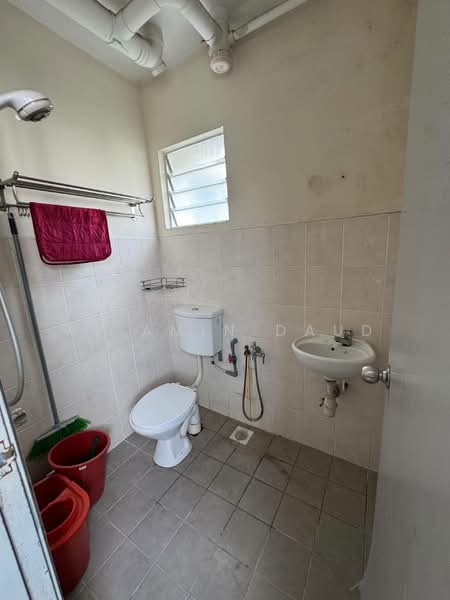 Apartment for Sale at Pangsapuri Danau Bayu - Al Amin Daud - PropertyGuru.com.my