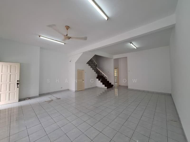 Rumah Teres 2 Tingkat untuk Dijual di Bandar Puteri Puchong (Puchong) - Shanice Low - Living Room - PropertyGuru.com.my