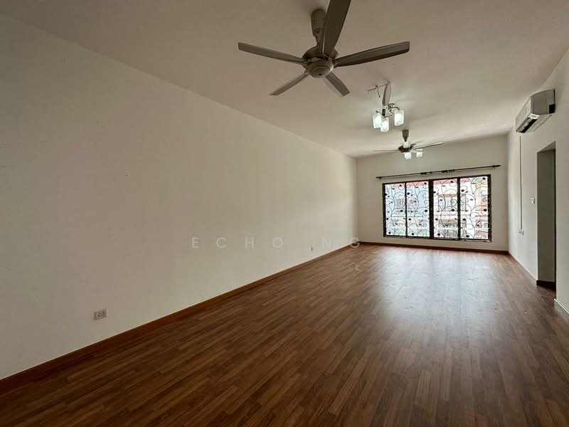 2.5-storey Terraced House for Rent in Kepong (Kuala Lumpur) - Echo Ng - Living Room - PropertyGuru.com.my