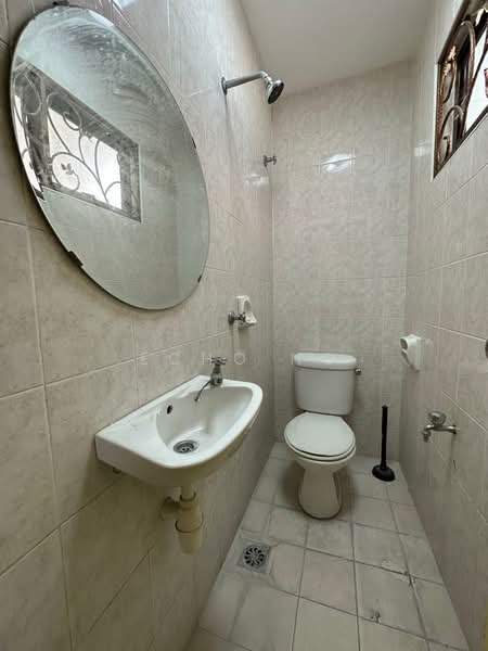 2.5-storey Terraced House for Rent in Kepong (Kuala Lumpur) - Echo Ng - Bathroom - PropertyGuru.com.my