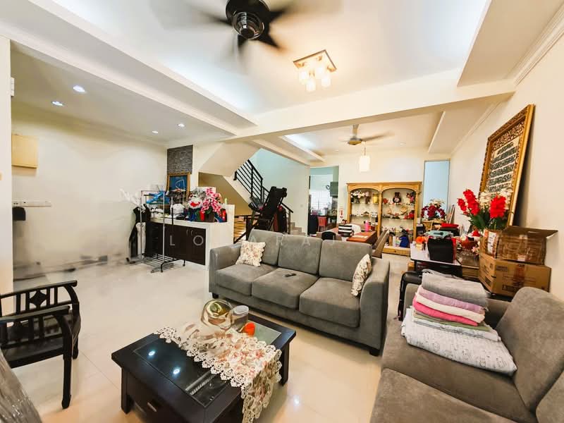 2-storey Terraced House for Sale in Sering Ukay (Ampang) - Loharaj . - Living Room - PropertyGuru.com.my