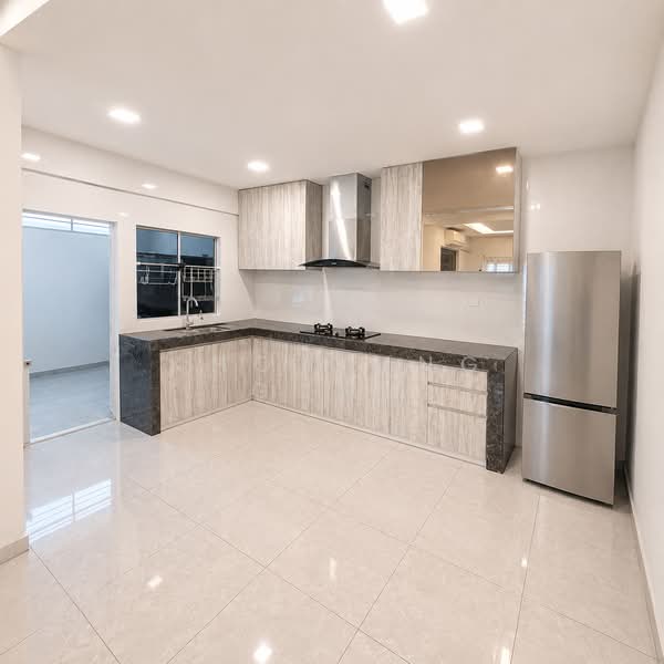 Semi-Detached House for Sale in Bandar Puchong Utama (Puchong) - Kho Chng Guan - Kitchen - PropertyGuru.com.my