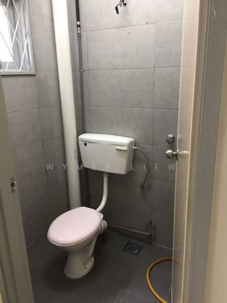 Apartment for Sale at Grandeur Tower - Wymer Liew - Bathroom - PropertyGuru.com.my