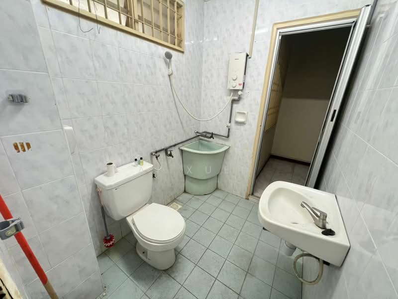 2-storey Terraced House for Sale in Taman Saujana Permai (Bukit Mertajam) - Ai Xuen - Bathroom - PropertyGuru.com.my