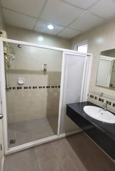 Condominium for Rent at Bayswater Resort Condominium - Tong Liang Ooi - Bathroom - PropertyGuru.com.my