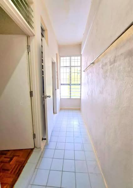 Condominium for Sale at Leader Garden - Clifton Chee - Corridor - PropertyGuru.com.my