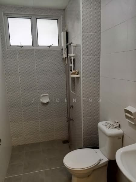 Apartment for Sale at Austin Suites (Permata Austin) - Jayden Ng - Bathroom - PropertyGuru.com.my