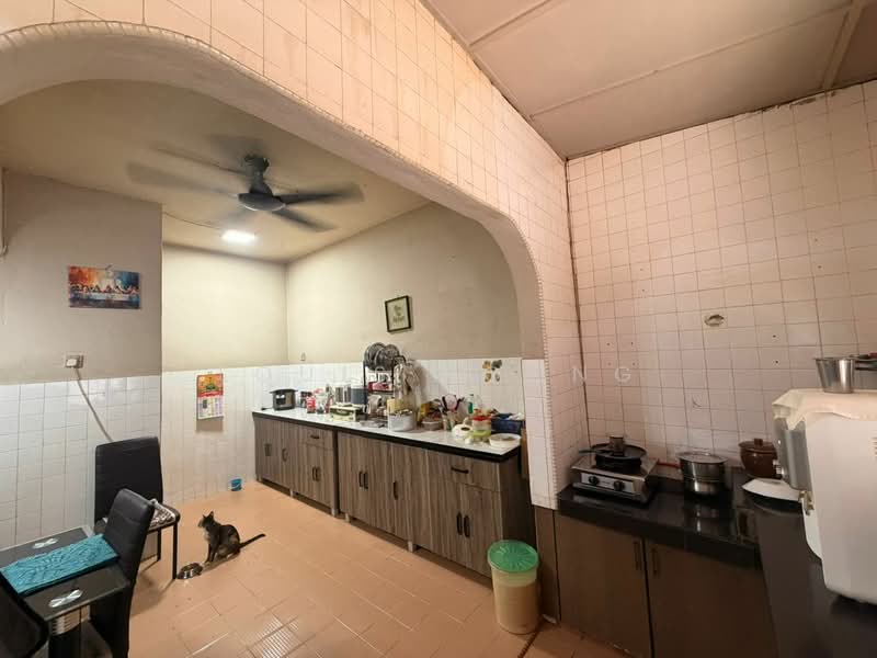 2-storey Terraced House for Sale in Taman Daya (Kepong) - Louis Foong - Kitchen - PropertyGuru.com.my