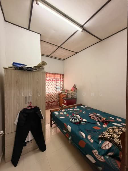 2-storey Terraced House for Sale in Taman Daya (Kepong) - Louis Foong - Bedroom - PropertyGuru.com.my