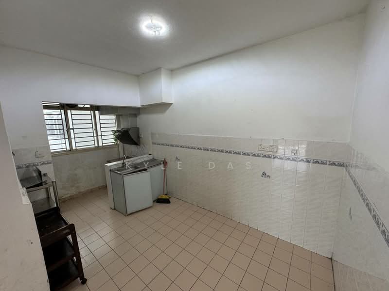 Condominium for Sale at Selesa Puteri Condominium - Kyle Das - Kitchen - PropertyGuru.com.my