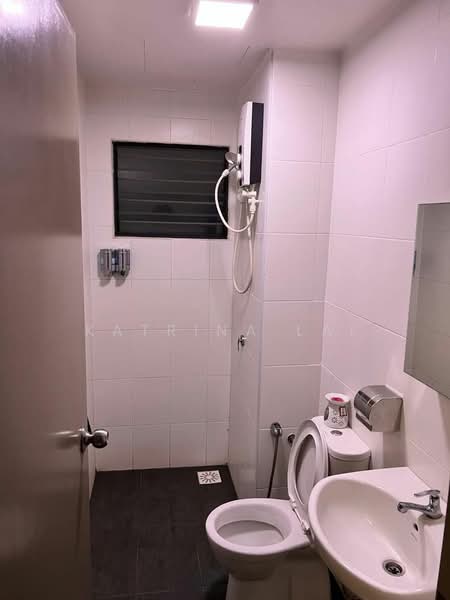 Kondominium untuk Dijual di Ameera Residence - Katrina Lai - Bathroom - PropertyGuru.com.my