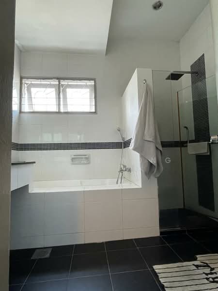 Terraced House for Sale in Usj 2 (Subang Jaya) - Susan Wong - Bathroom - PropertyGuru.com.my