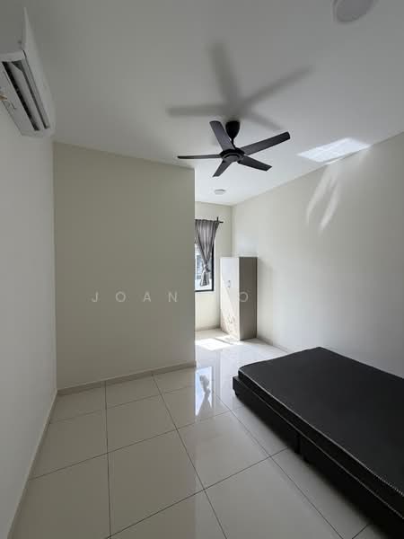 Rumah Teres untuk Disewa di Taman Desa Tebrau (Tebrau) - Joan Tong - Bedroom - PropertyGuru.com.my