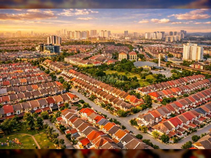 2-storey Terraced House for Sale in Subang Jaya (Selangor) - Reena Sarif - Exterior - PropertyGuru.com.my