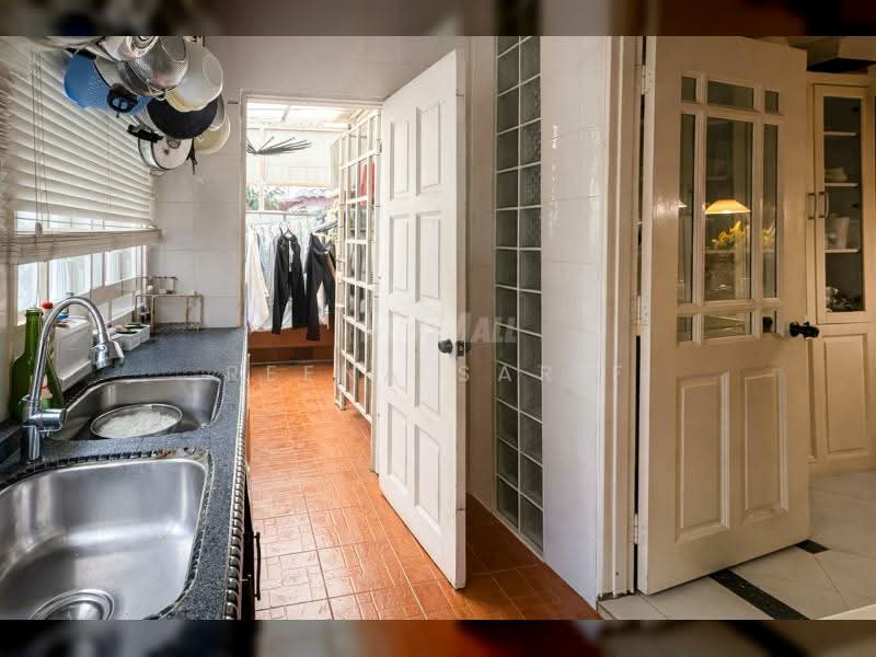 2-storey Terraced House for Sale in Subang Jaya (Selangor) - Reena Sarif - Kitchen - PropertyGuru.com.my