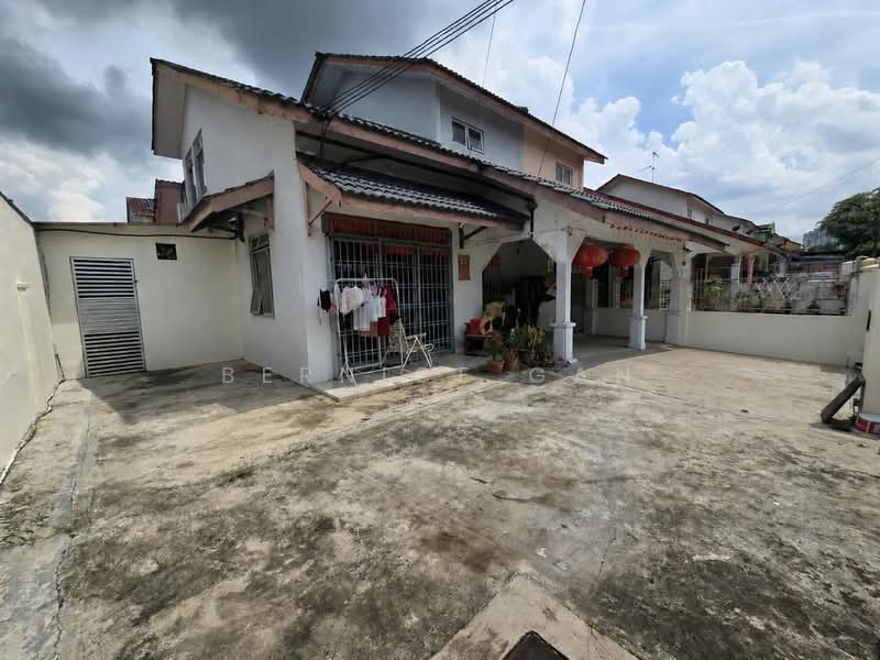 Semi-Detached House for Sale in Taman Megah Ria (Masai) - Bernice Gan - PropertyGuru.com.my
